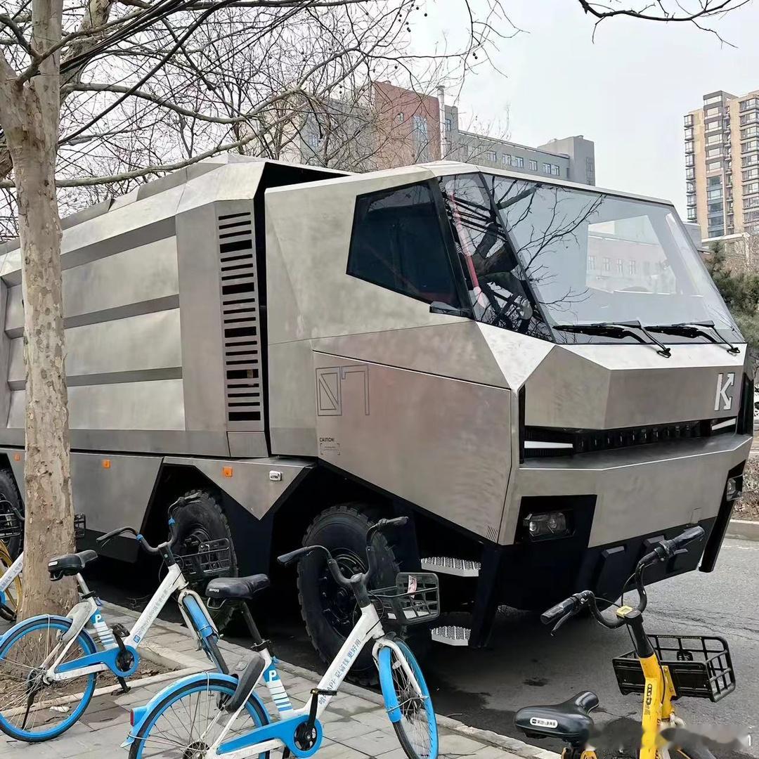 卧槽赛博卡车！（字面意义）[good] ​​​