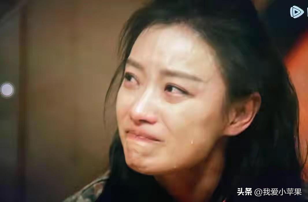 倪妮为什么老接这些不自爱，女混混的戏啊。每一个几乎都是越堕落越快乐的样子。你看《