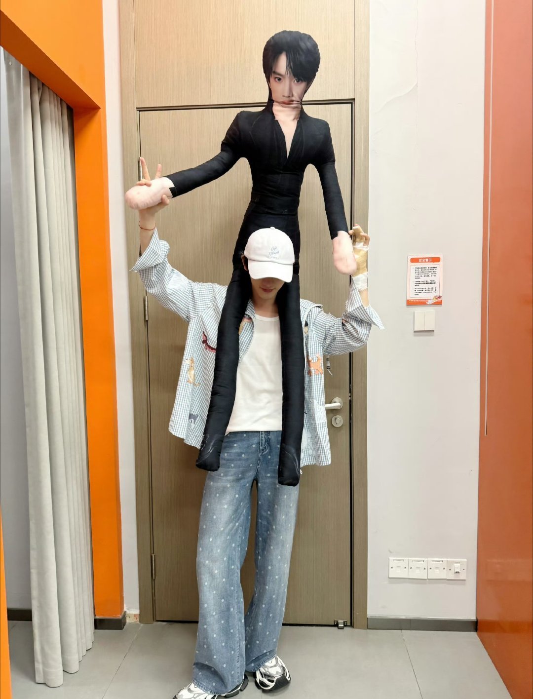 感觉下一步就要跳芭蕾了😂 