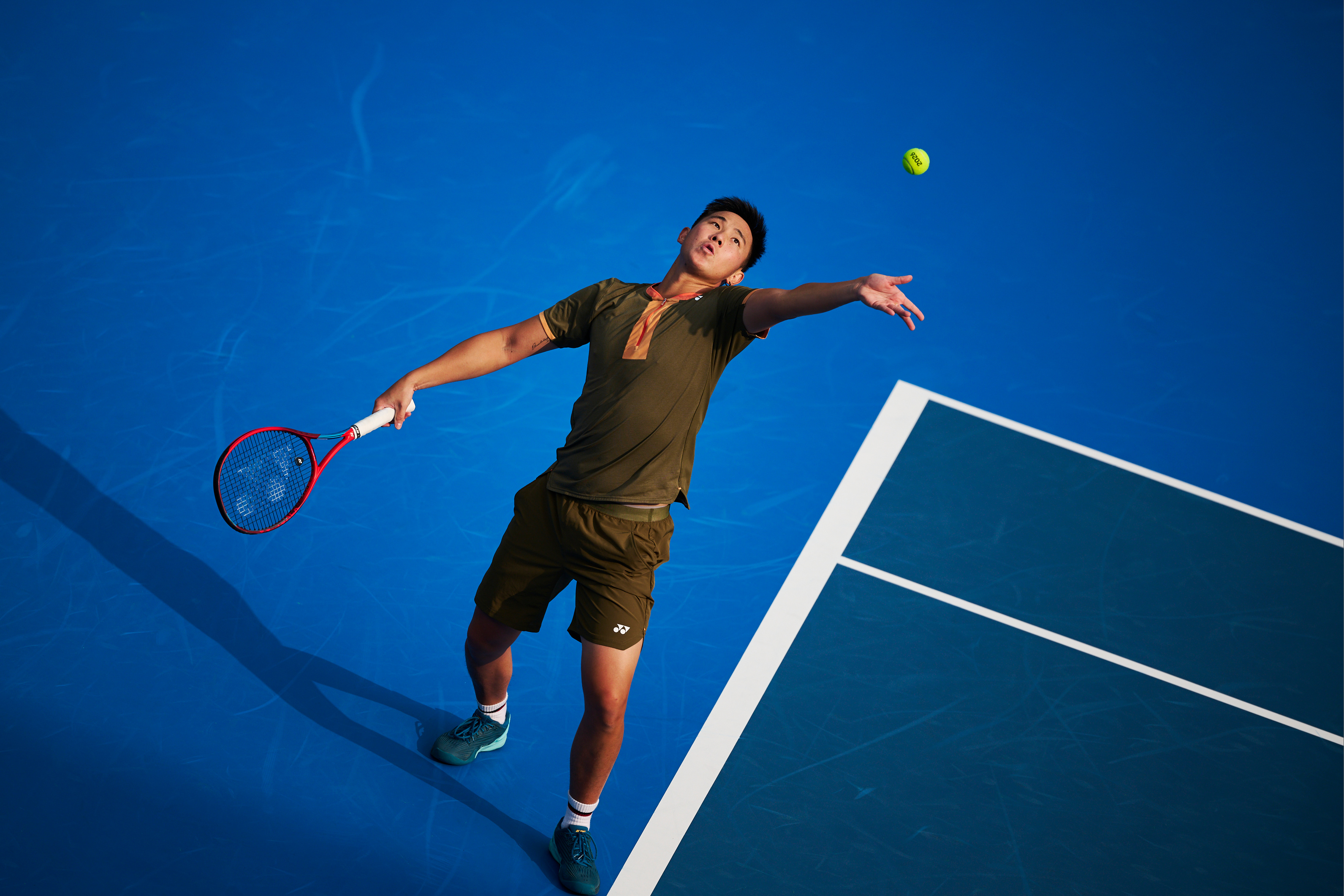 走过澳网蓝，中国球员莫业聪留下帅气身影！摄影：记者 李建艺拍于澳网外卡赛澳网20