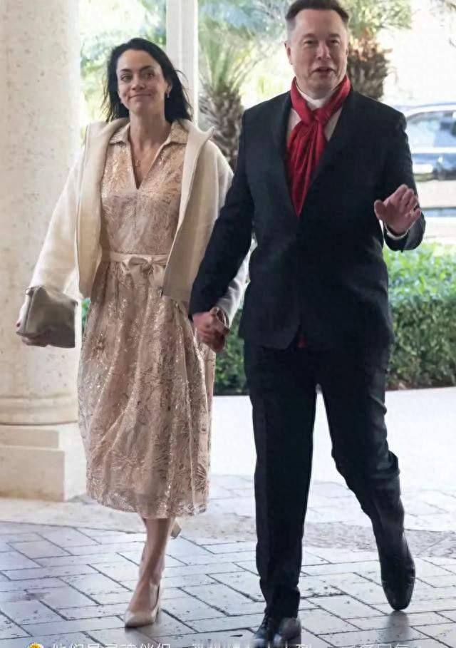 马斯克官宣分手！相爱一周即被分手，她晒出甜蜜短信令人唏嘘