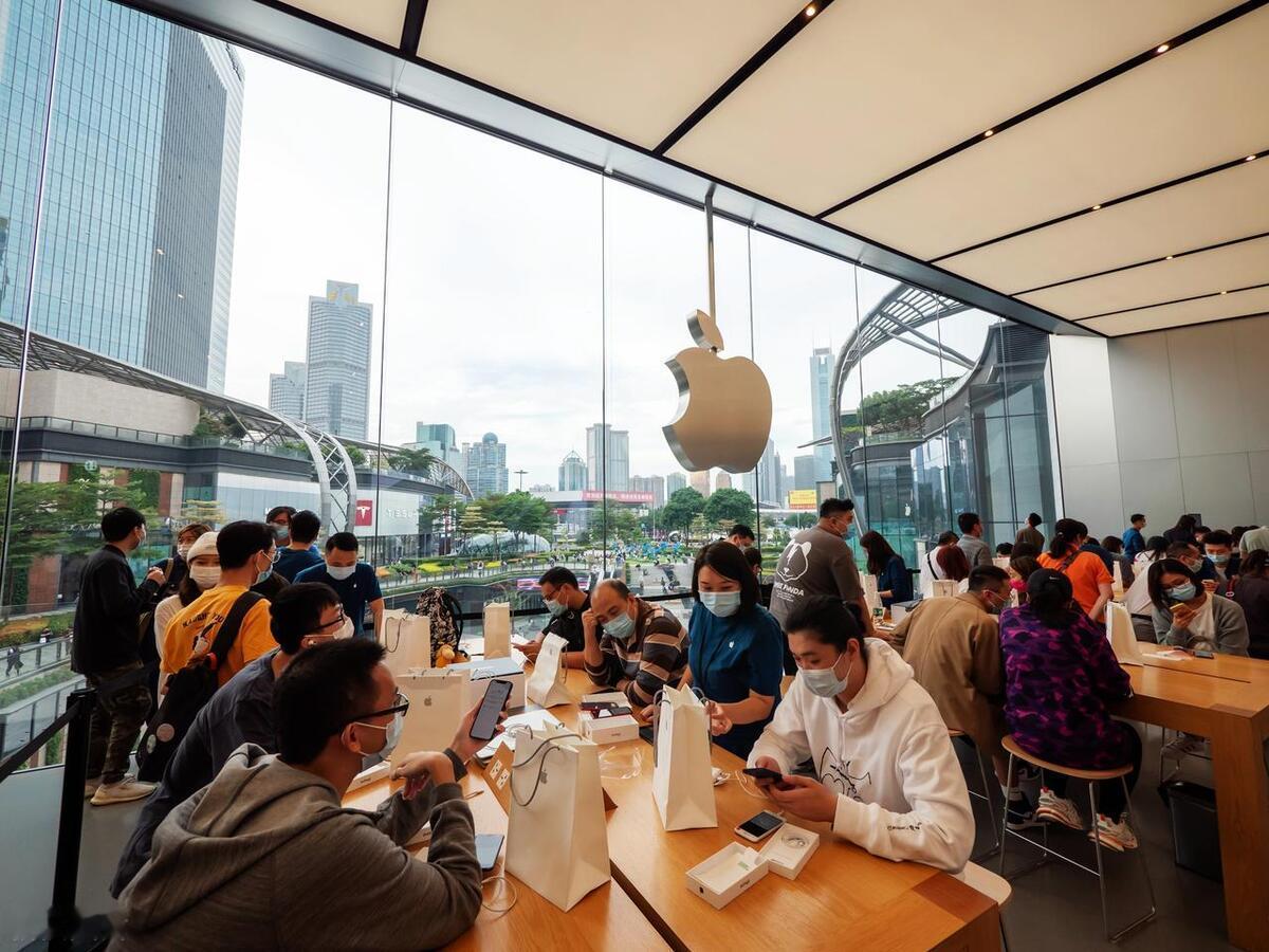 一贯喜欢在思考的我，此刻就想到一个自然的问题“iPhone 16E背后的价值与意