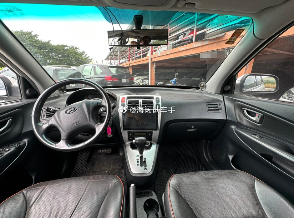 台湾省柴油版途胜，这是2007年在湾湾上的牌，跑了二十多万公里，啥也没介绍，此车