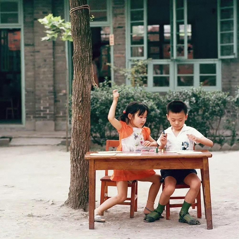 八十年代的的中国儿童时代