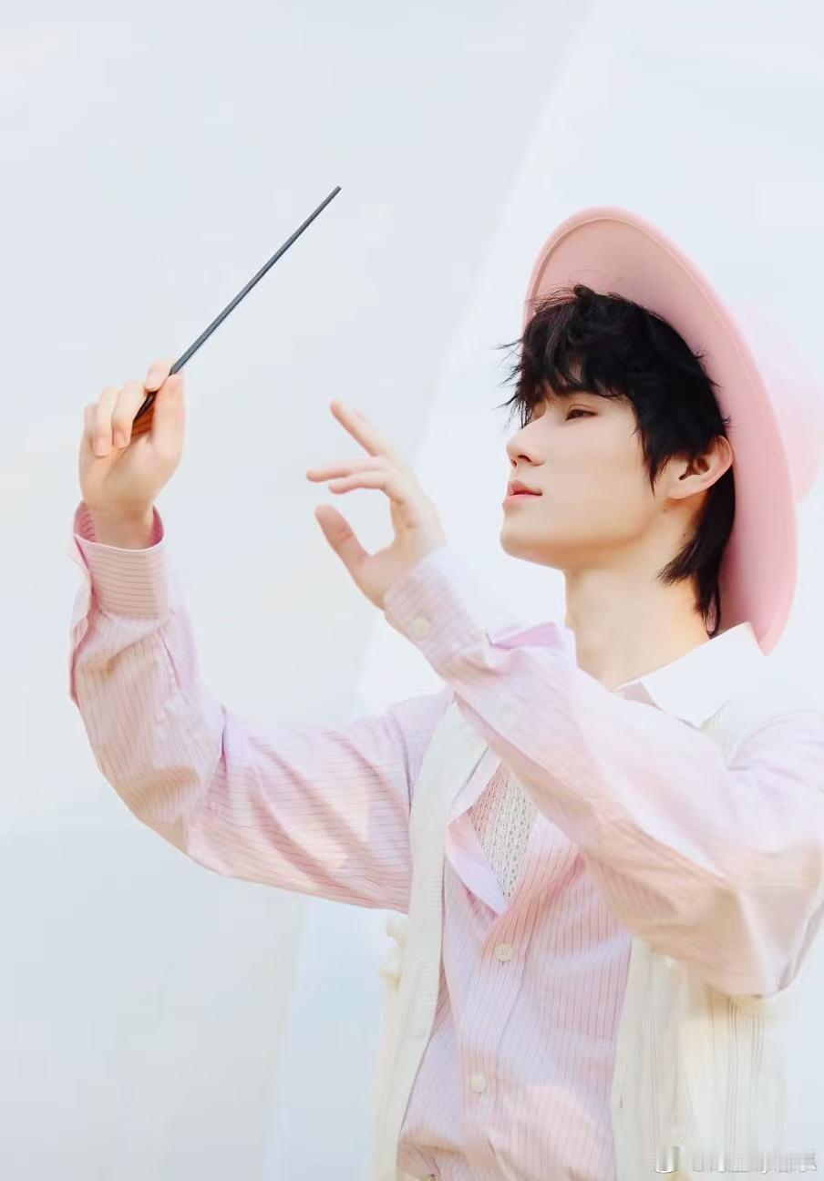 张真源跳进海里都说不清了 游戏规则记得明明白白，实操却全程掉线，张真源离谱失误名