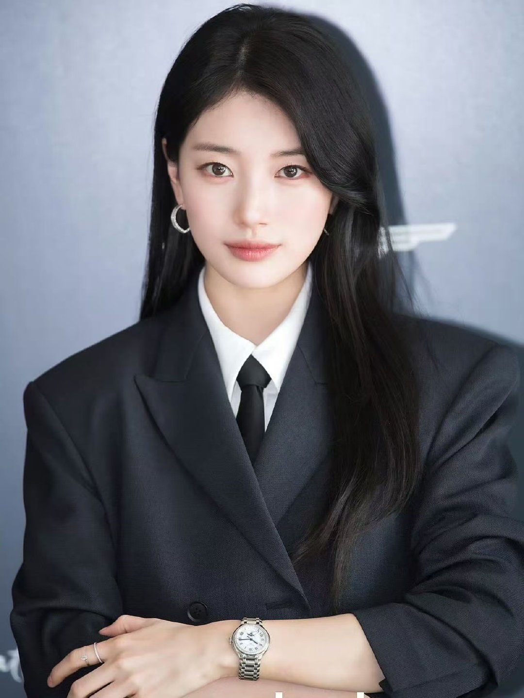 裴秀智西装裴秀智女霸总欧尼轻点帅！ 