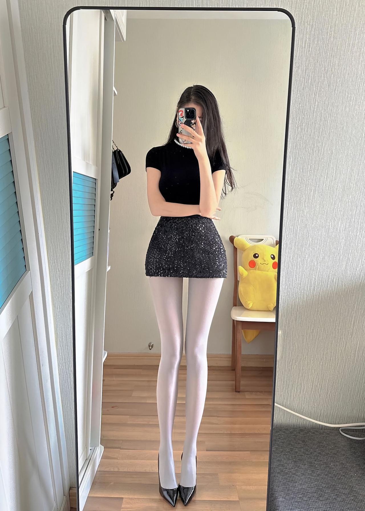 你记得花 花就不会枯萎
你记得我 我就在 ❤️