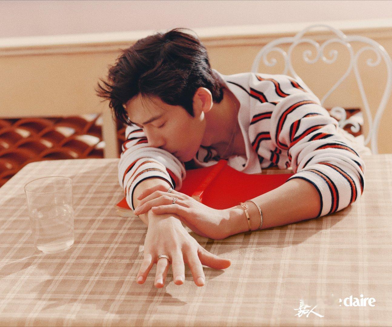 松弛感里藏着贵气，井柏然时尚大片 