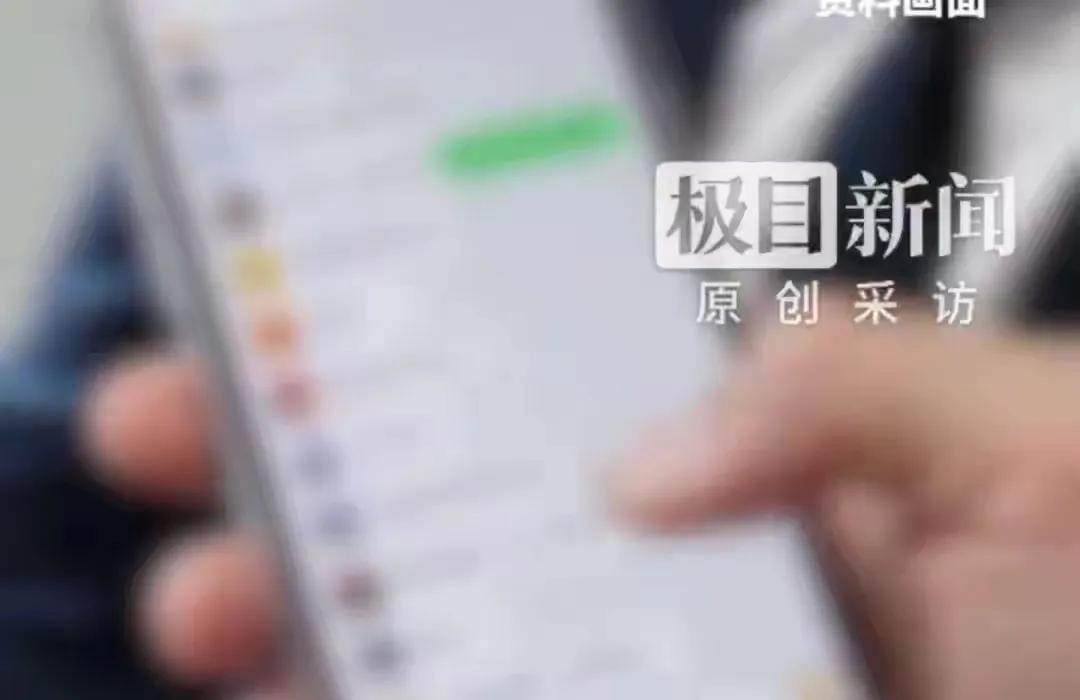 【父亲病危请假被开除，这公司比制度还冷 】
 
武汉王先生这事看得人火大。老父亲