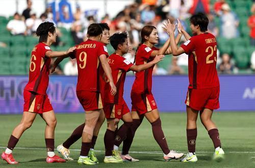 【加油！今天迎战东道主，中国女足争进亚洲杯决赛】北京时间3月17日18时，202