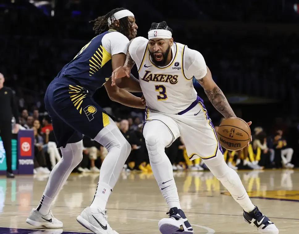 湖人不陪勇士了，取得三连胜，预计最快周六冲到西部前八。
第一，湖人战胜步行者，球