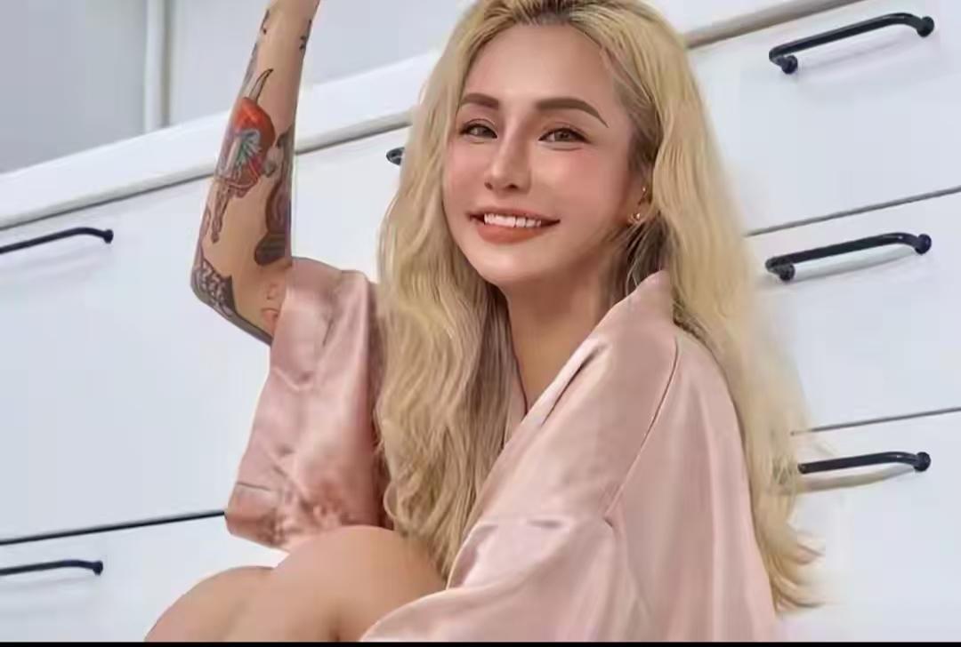 突发！！！
TVB知名男演员前女友自杀未遂
竟有不雅视频流出导致中度抑郁
说起台