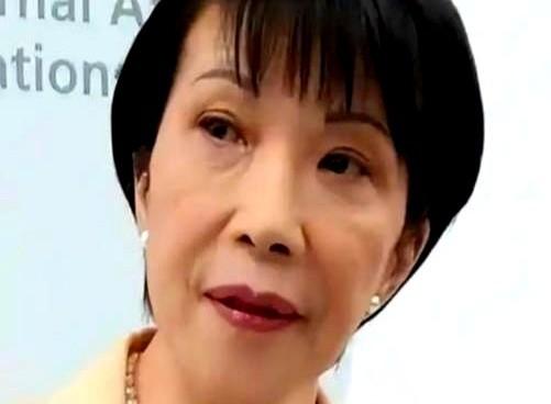 一个在日本的华人，饭局上轻飘飘问了一句：真要掰手腕，你猜日本的经济，能在中国面前