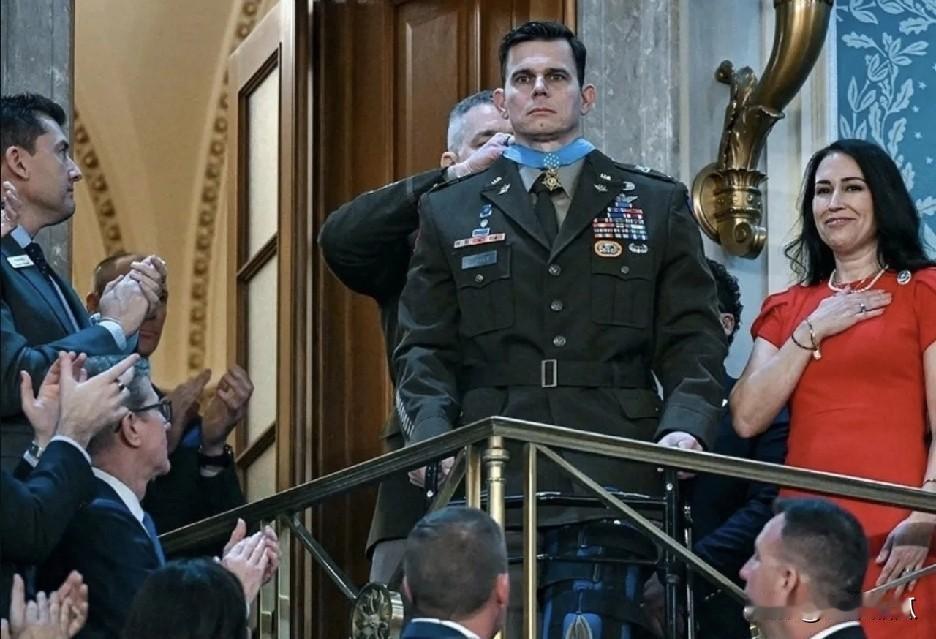 特朗普谎言自破，此前他称绑架马杜罗行动中，没有人受伤，全都安全回来了，大获全胜，