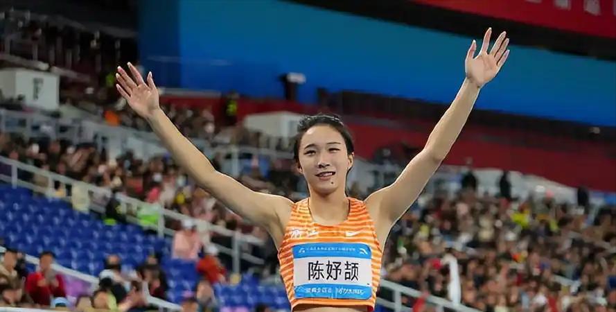 “三金王”陈妤颉，这次能拿多少奖金？ 
 
17岁的陈妤颉在爱知·名古屋亚运会拿