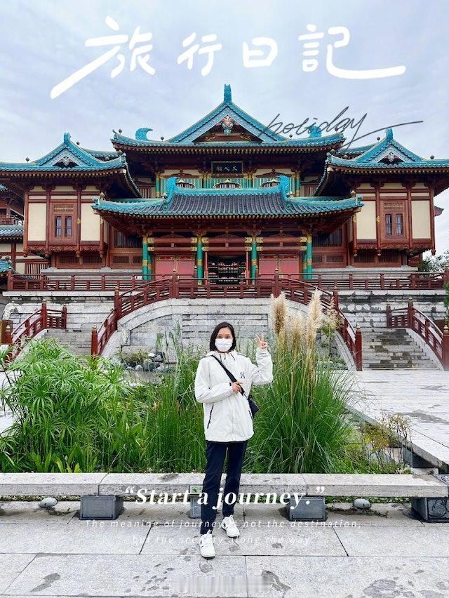 1995年亚洲小姐冠军杨恭如美貌出众，曾经被誉为「亚姐中的亚姐」，是首位打破亚姐