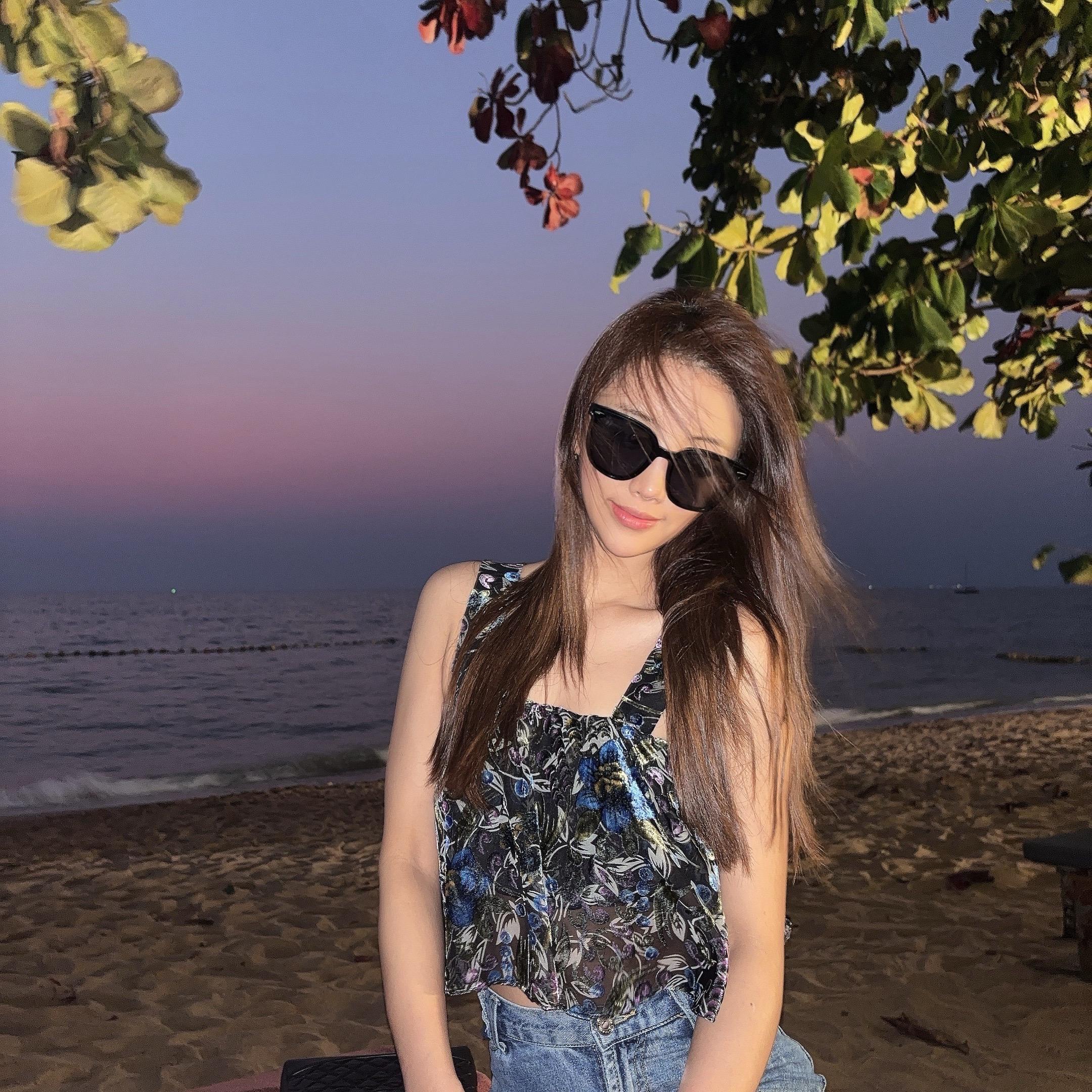 喜欢大海，听海浪的声音