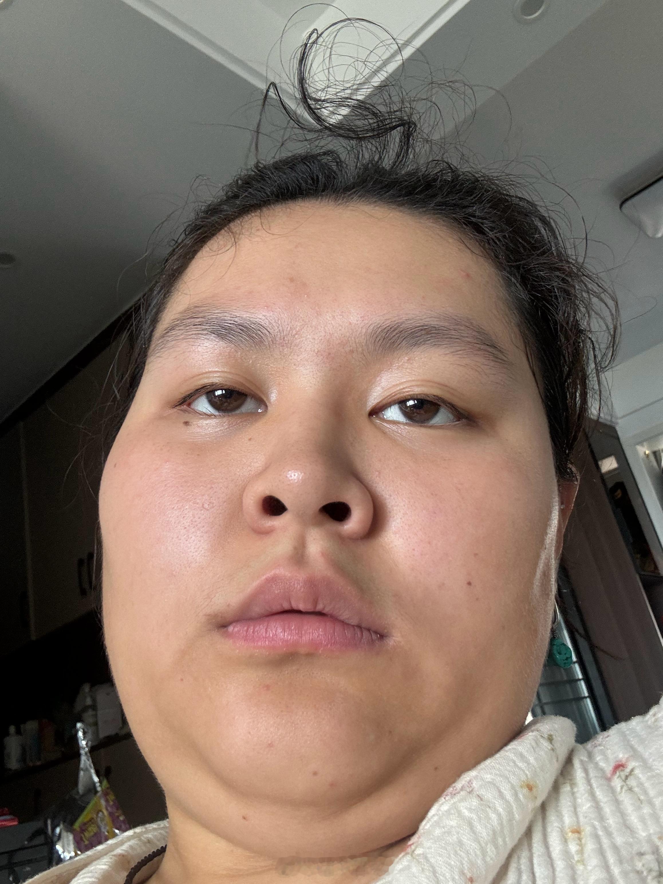 一早上把家里收拾了。 