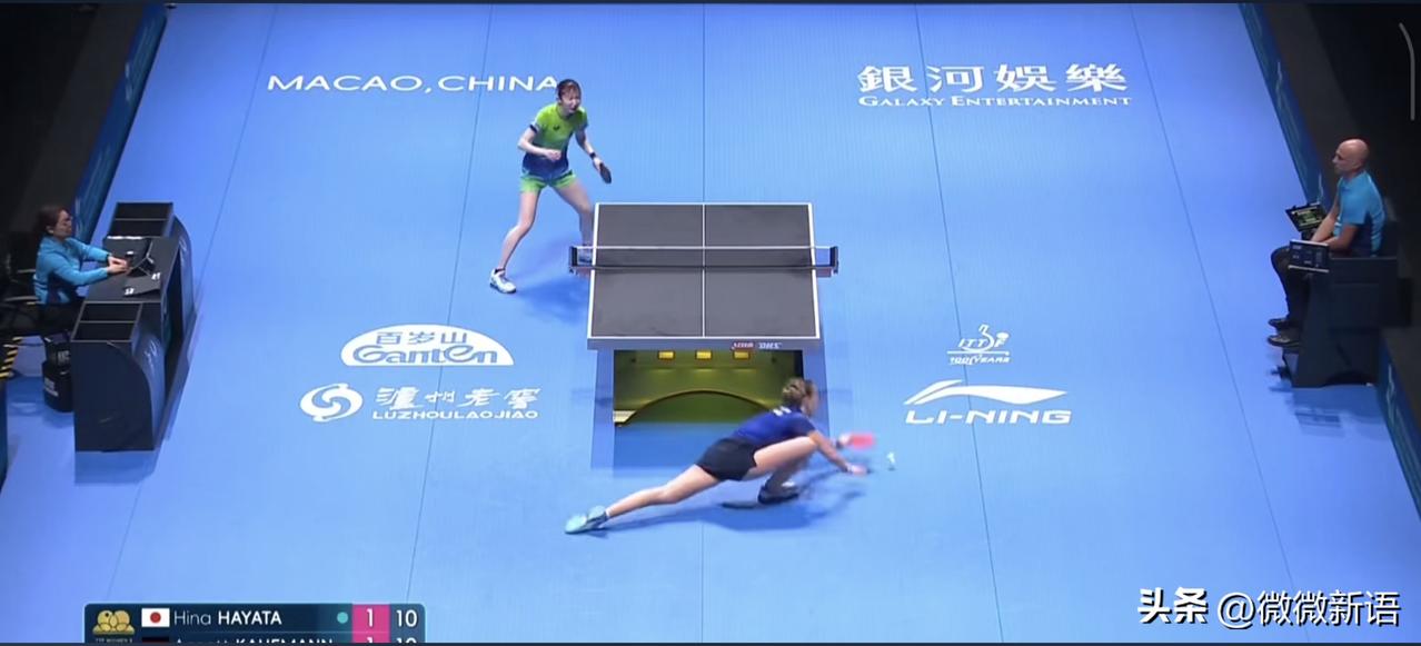 考夫蔓今天在比赛中因为救球受伤了，这次亚洲杯比赛的地胶有点滑，看到好几个运动员都