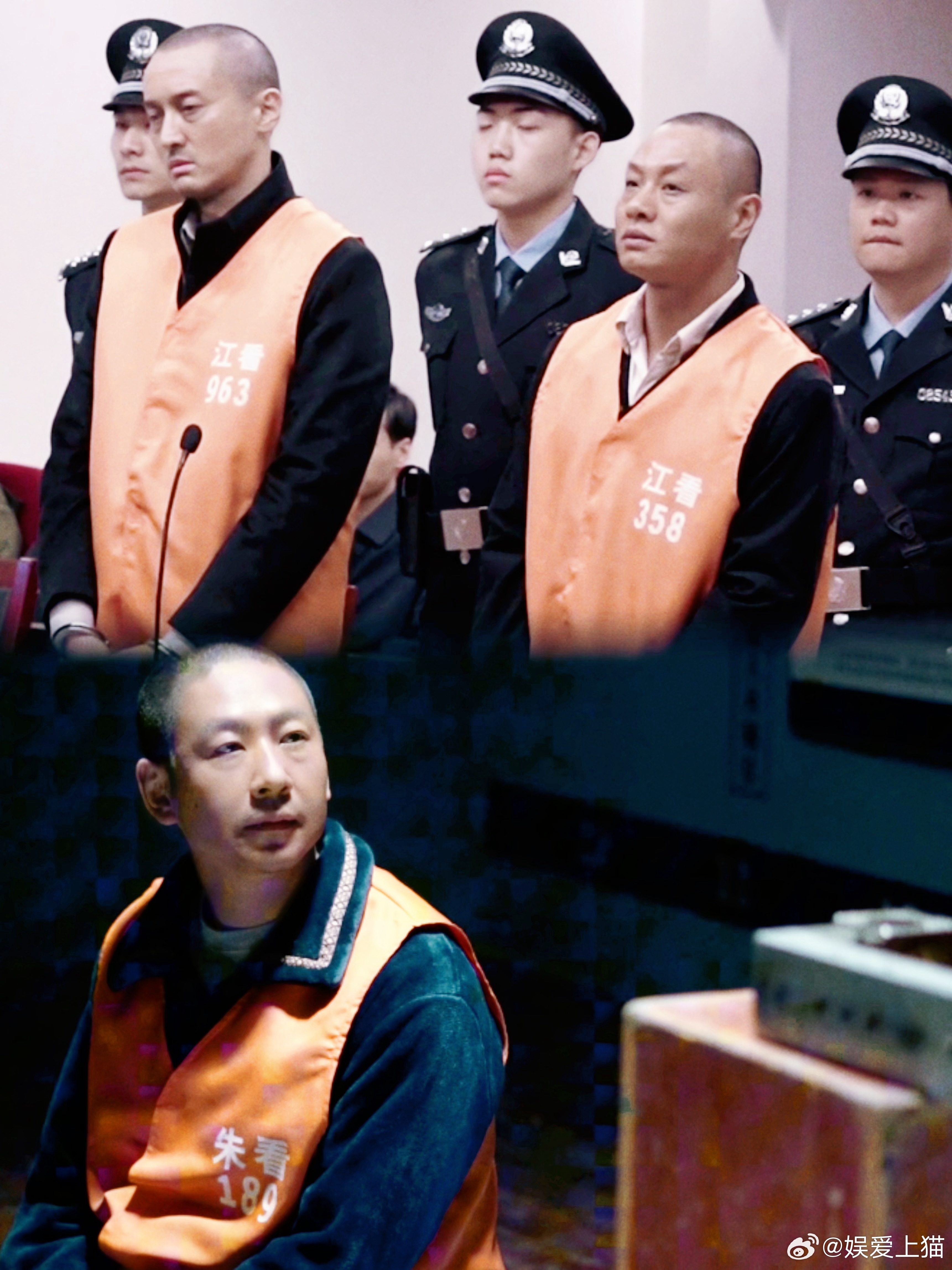 悬案开播剧集悬案终于等到这部悬疑上线，案件氛围感直接拉满，每一处细节都藏着伏笔，