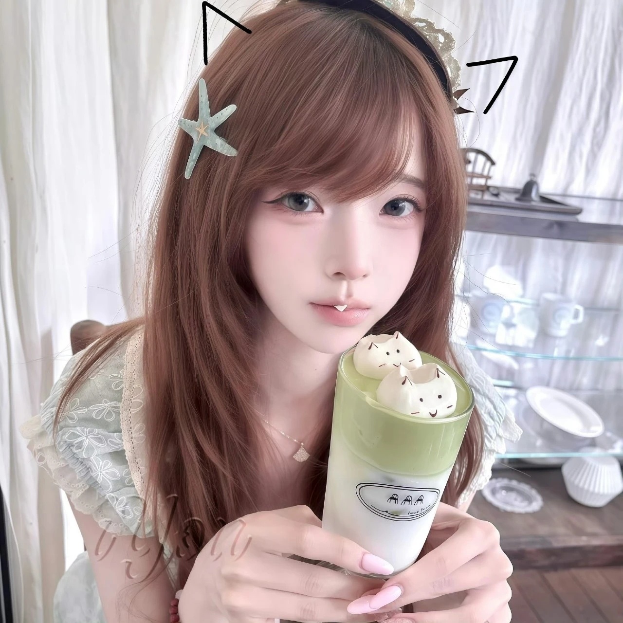𝙎𝙝𝙖𝙧𝙚丨头像+背景图°★如果全世界都指责你 那我就蹲下来抱抱你☆.
