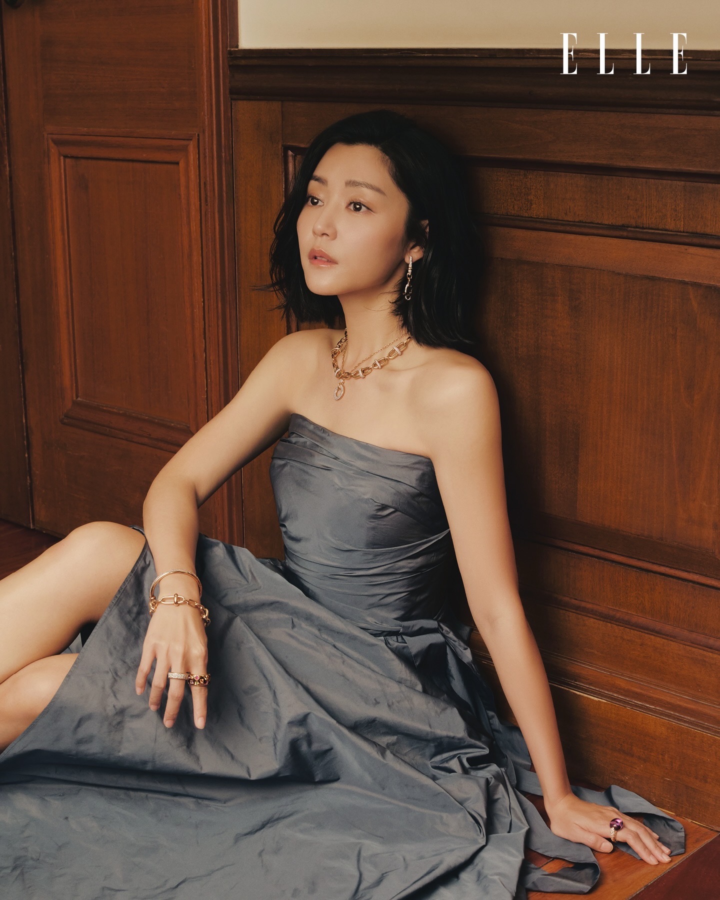 《ELLE Hong Kong》4月号封面人物 卫诗雅 