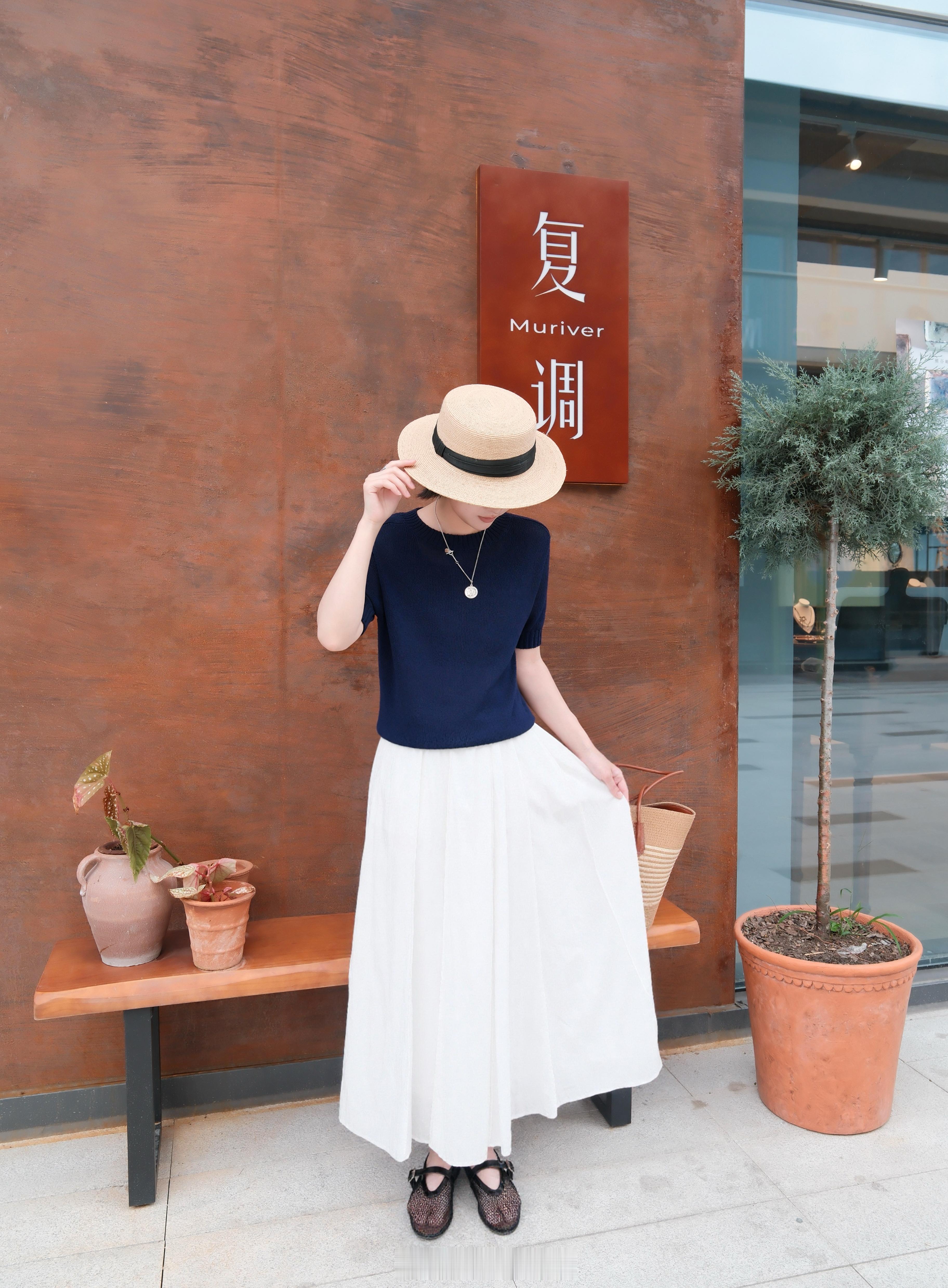 lami 工作日常 流水帐 下   午  两  点   播   聊   天  ?
