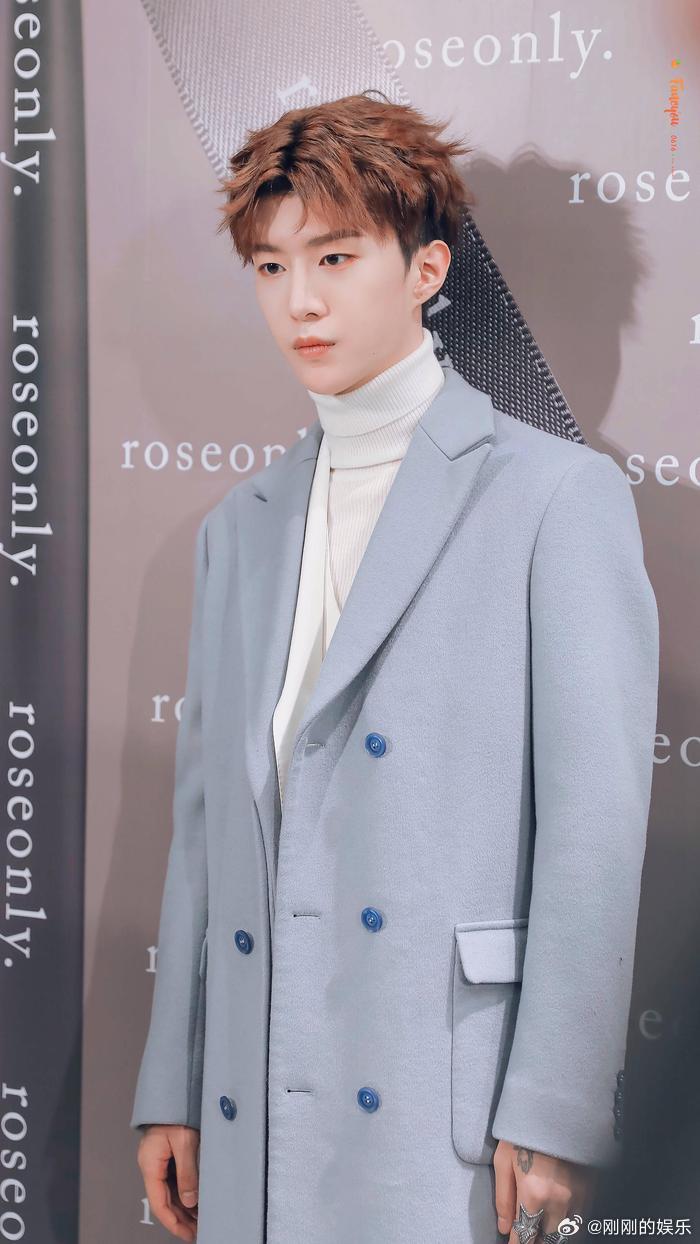 范丞丞方说不认识没交集谁懂啊！丞哥工作室这波是内娱反黑天花板·光速锁瓜！凌晨2点