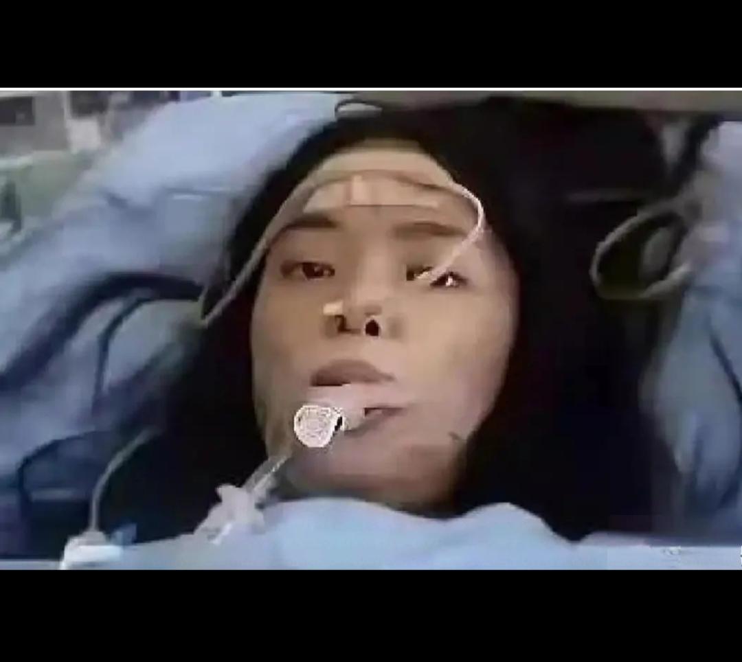 天道不助苦命人
老天爷专挑苦命人欺负
刚过21岁生日
周口女孩陈雪
这孩子命真是