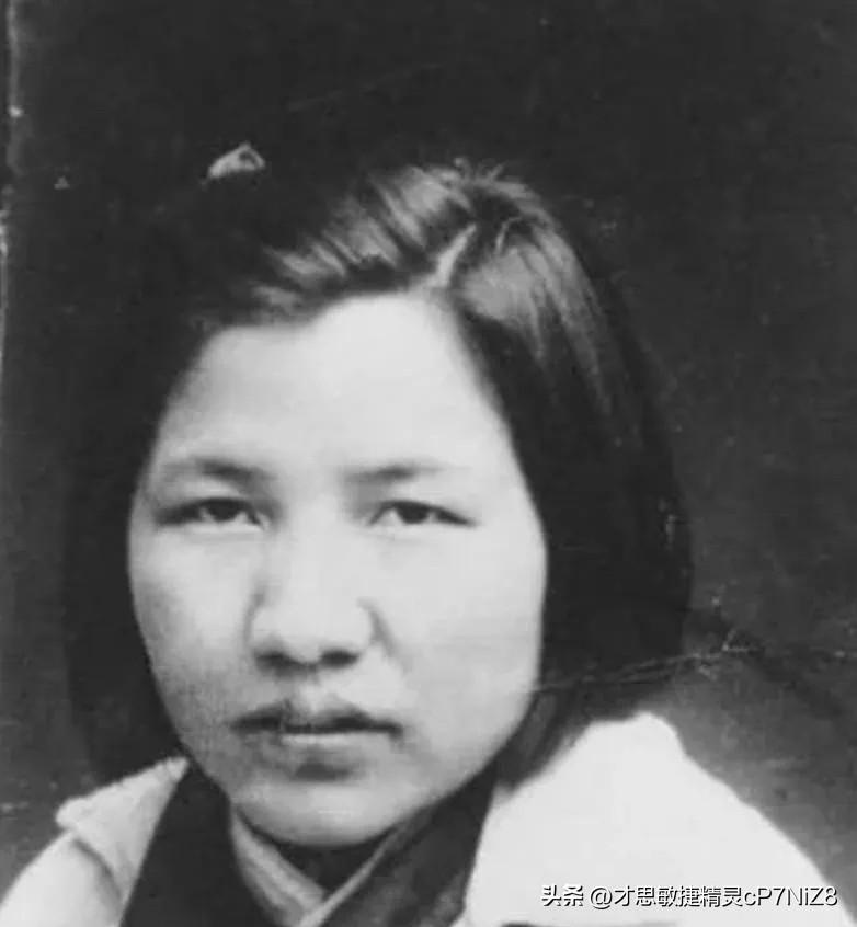 一天，毛泽民的前妻钱希均去看毛主席，轻声说道：‘泽民不在了，主席要照顾一下远志。