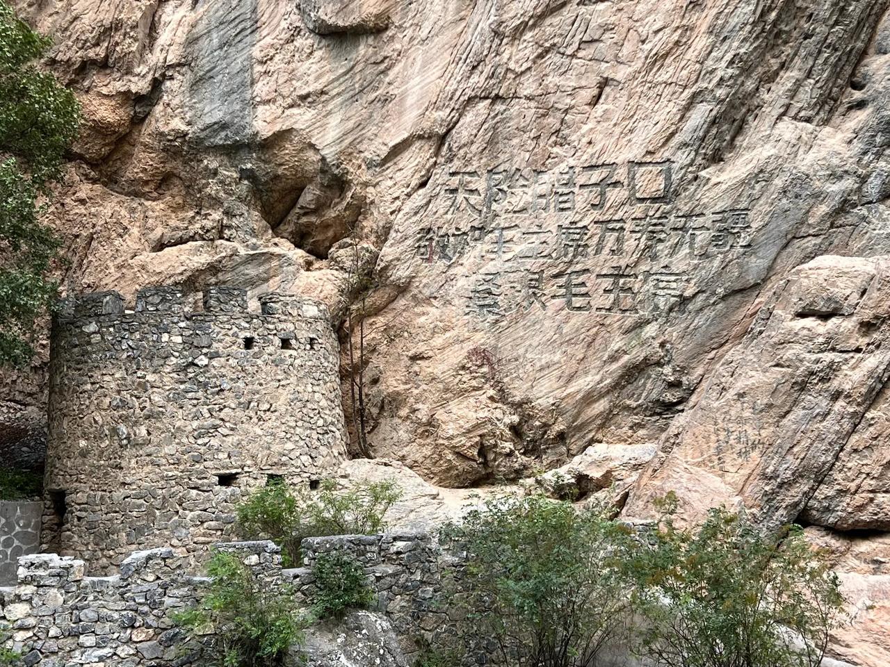 于海青：为何说腊子口战役纪念地值得去？ 这是一个特别经典的战斗， 不是说战斗规模