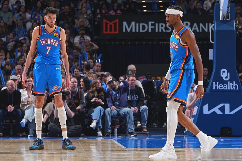 NBA常规赛，雷霆主场97-124不敌黄蜂。据统计，27分也是雷霆近两个赛季遭遇