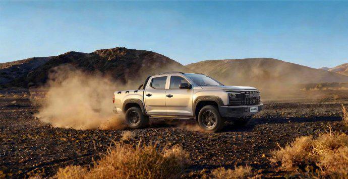 这两天看视频的时候，学了一个段子：有些人买车，只有两次是高兴的，一次是买车的时候