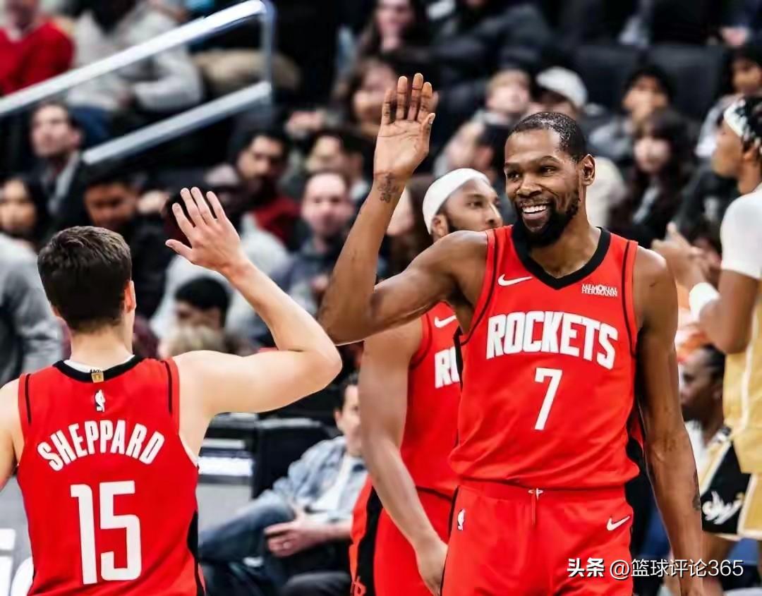 火箭123-122逆转热火，三大亮点:
刚刚结束的这场NBA常规赛，火箭队主场1