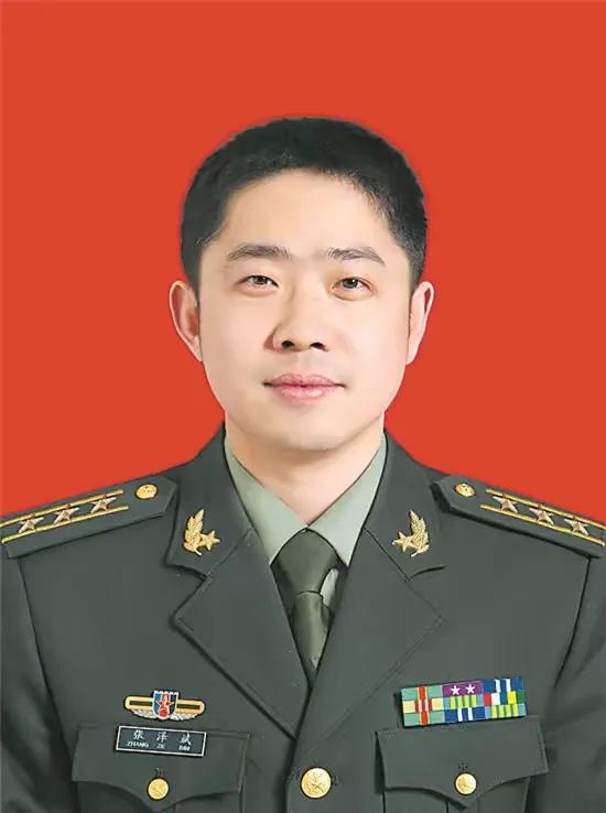 张泽斌，中央军委联合参谋部某局参谋，汉族，1983年8月出生，2000年9月入伍