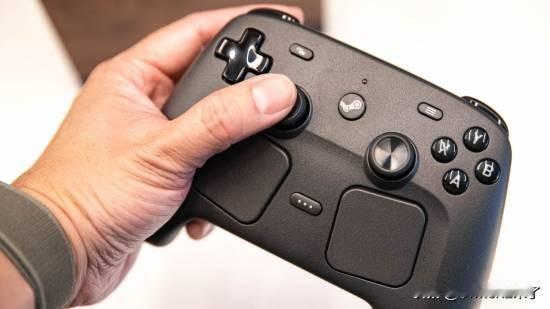 近日，长期关注Valve硬件动态的知名博主Brad Lynch(@SadlyIt