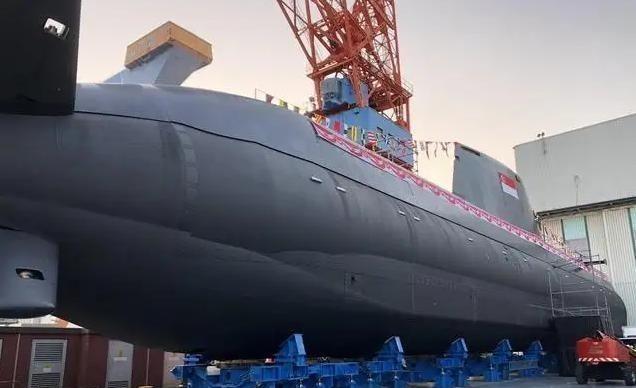 “再给中国10年也造不出潜艇发动机！”中泰两国曾签订71亿的潜艇合同，德国的一个