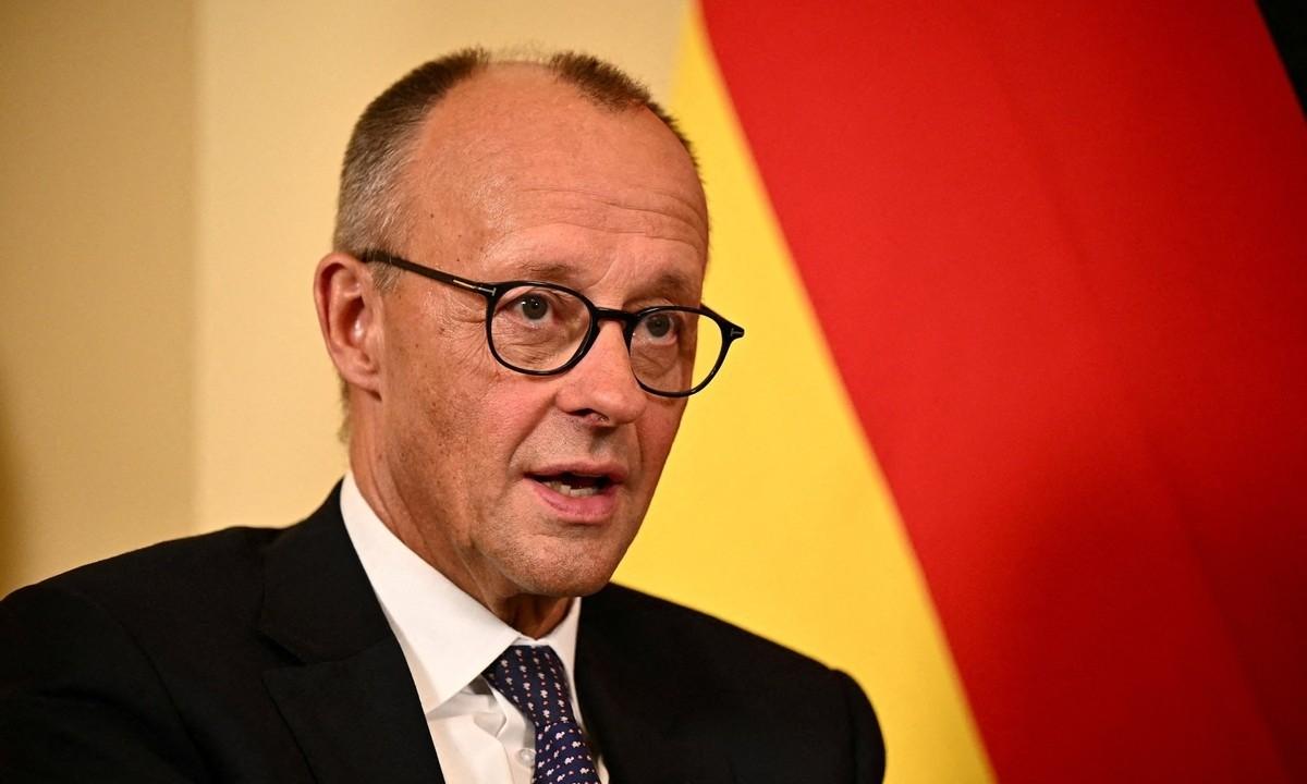 霍尔木兹海峡如今成了特朗普政府的死结。美以联手空袭伊朗，原想速战速决，结果反倒逼