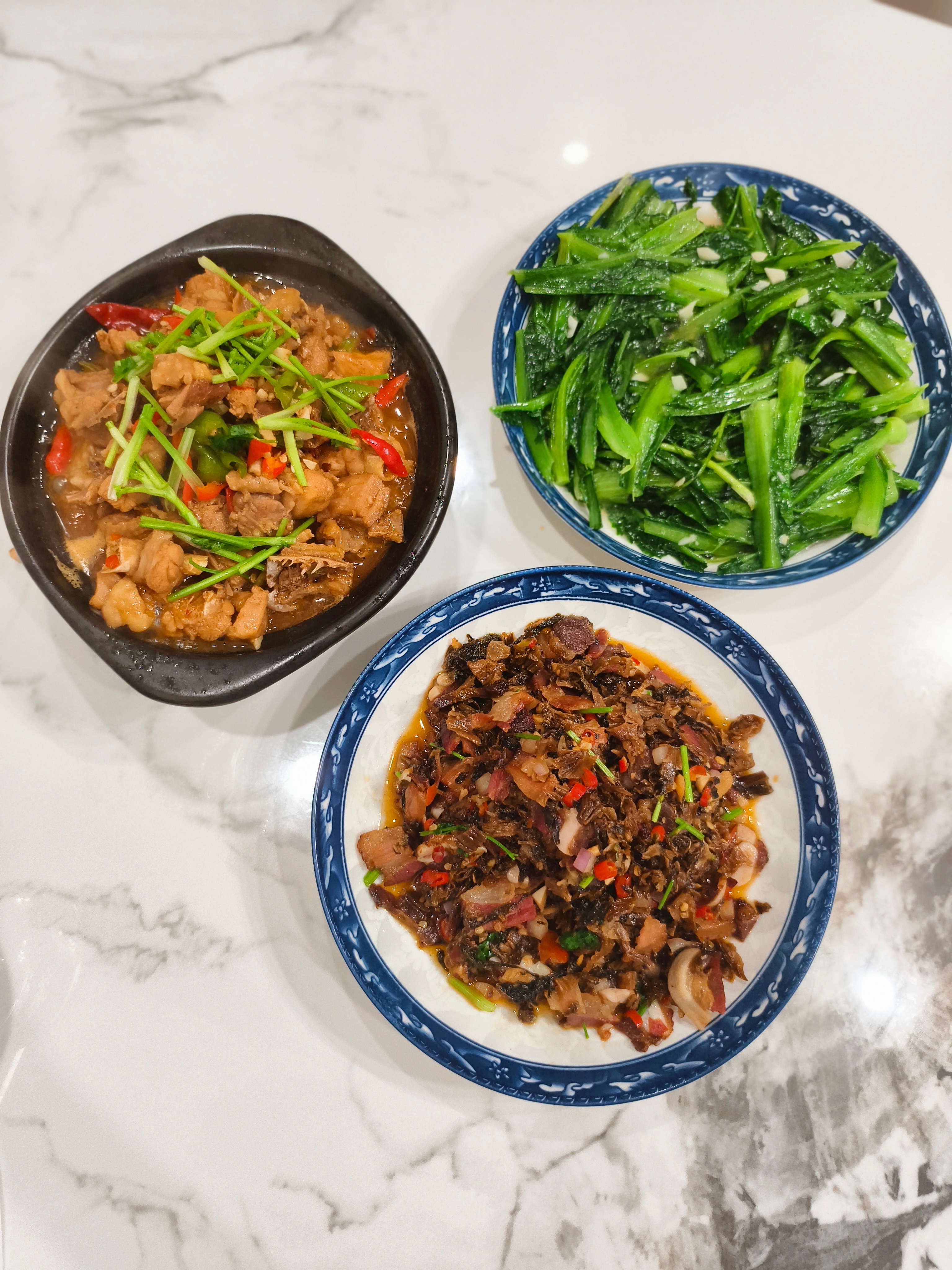 好好干饭，吃饱了下午出门见客户