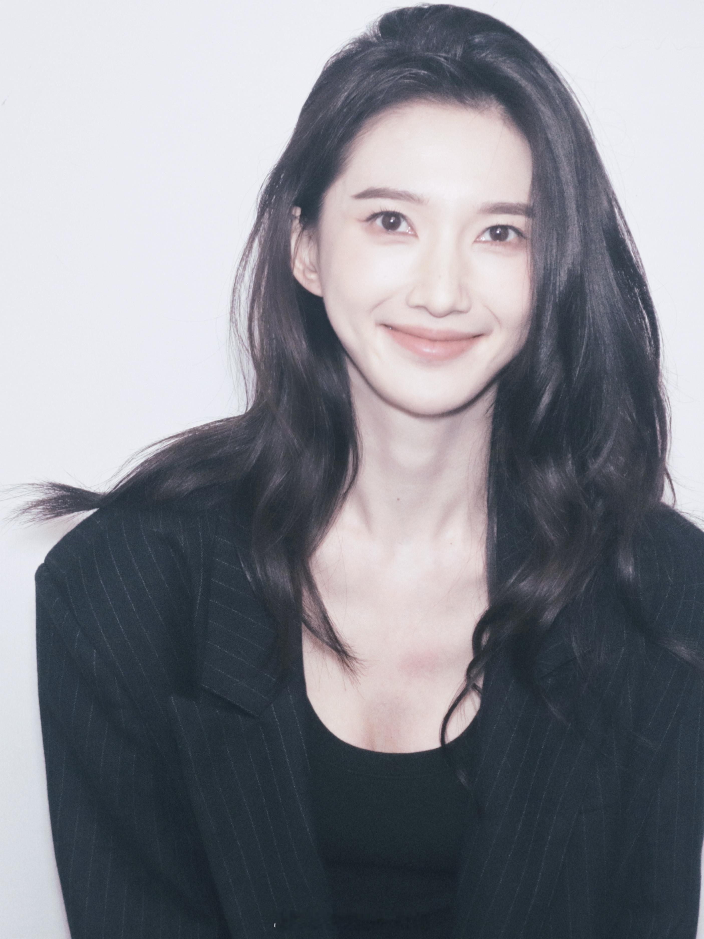 来 看镜头🖤 