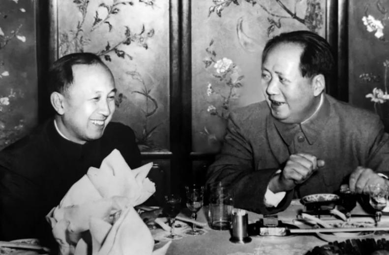 毛主席在中南海翘首以盼，钱学森归来时毛主席为何表示不能轻易提前约见？

1956
