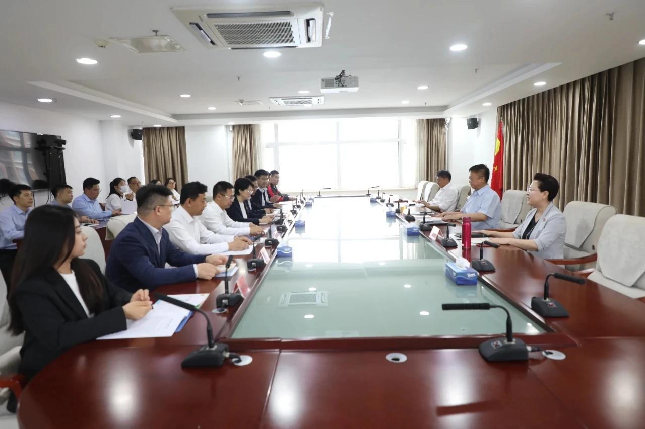 共青团桥西区委召开纪念五四运动105周年座谈会

4月28日，桥西区纪念五四运动