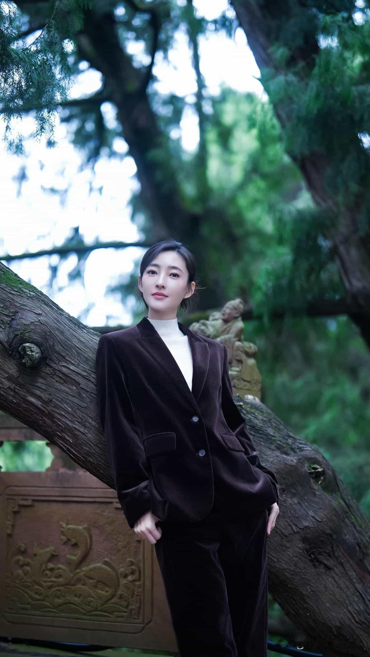 擒贼先擒王，马杜罗悲剧的必然性。
当三角洲特种兵抓获马杜罗时，所有人都惊叹背后的