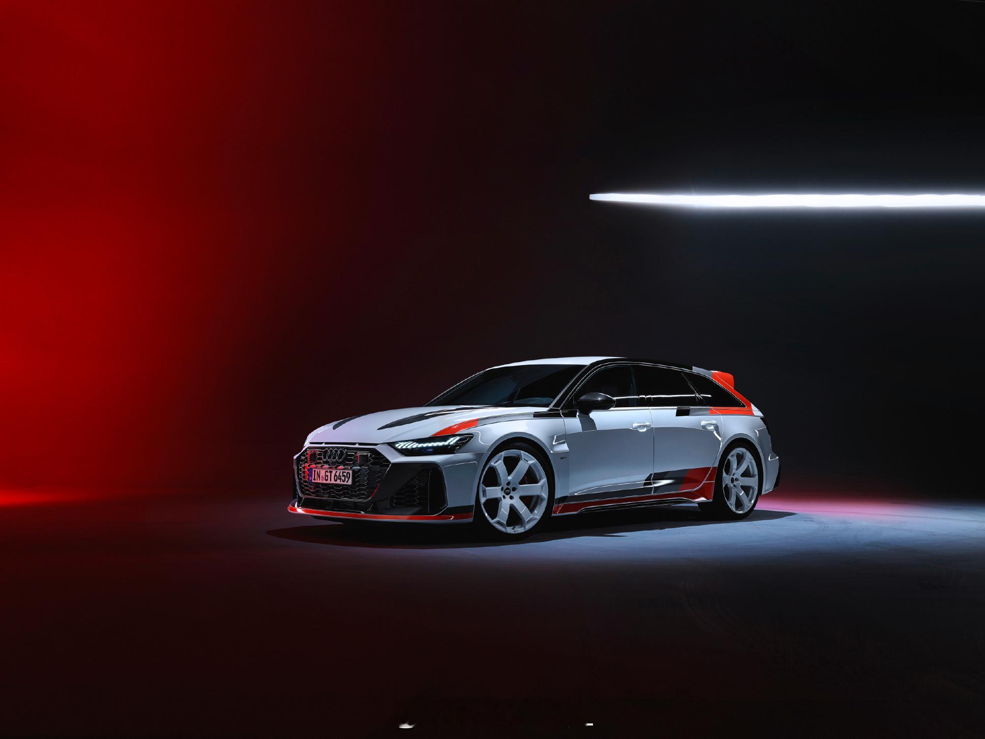 #我与汽车的日常# 全新奥迪RS 6 Avant GT全球首次亮相，预计将于20