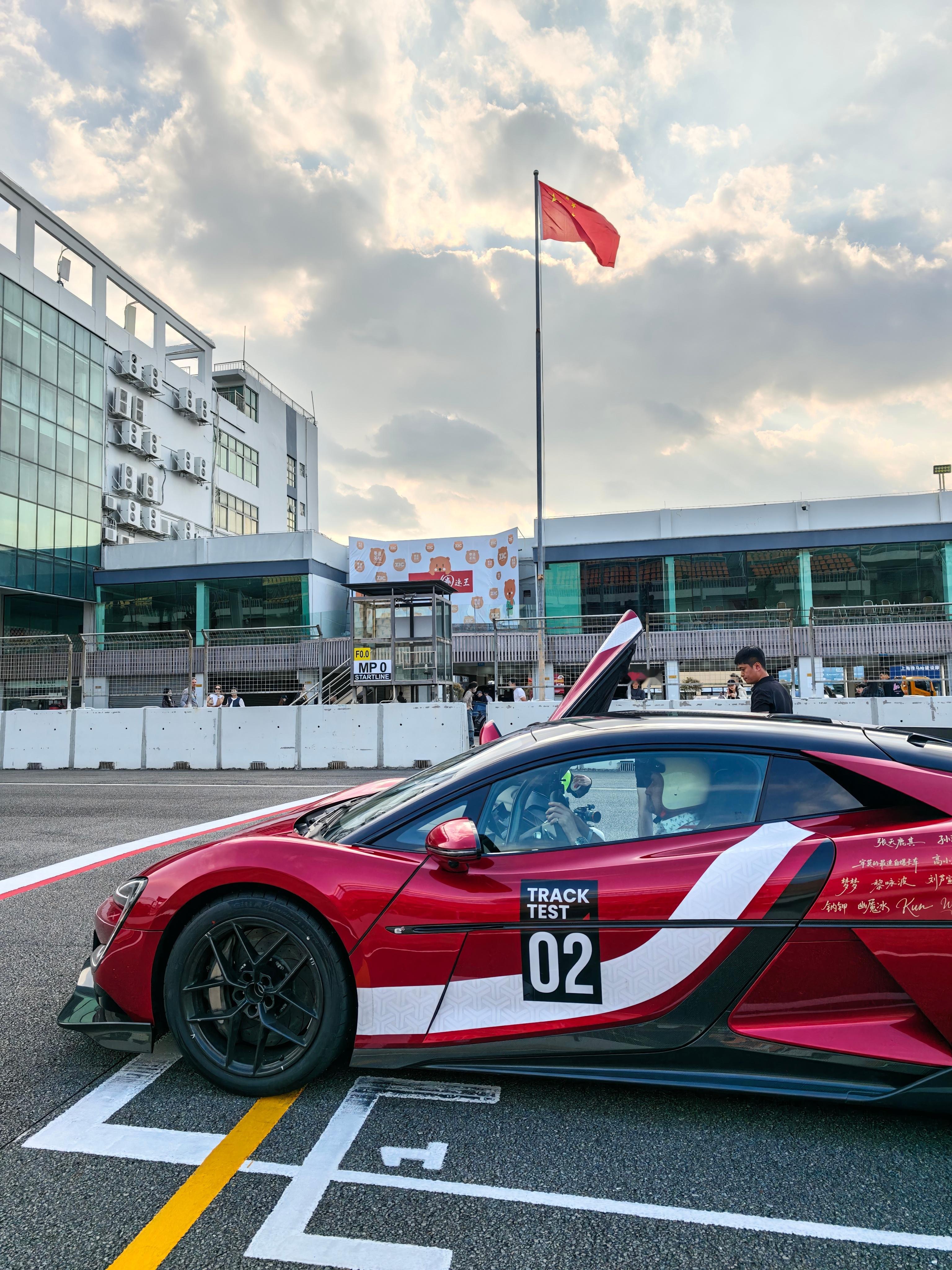 很有力量的一张照片 珠海·珠海国际赛车场