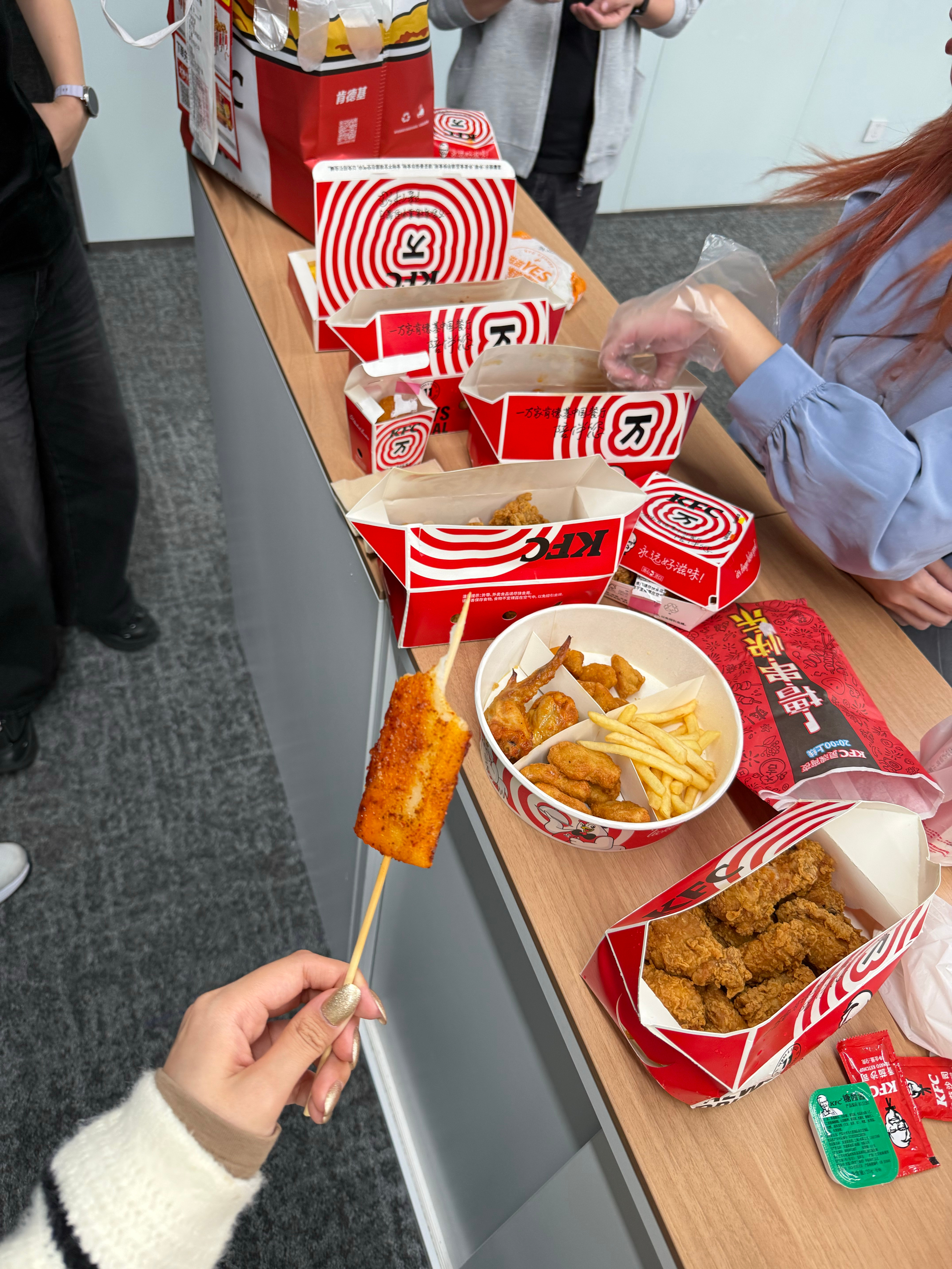 闲来无事 整理照片 想到好多 那些瞬间加班加到窒息的闲暇即使加班到12点也会元气