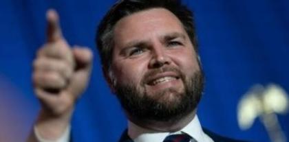 美国二把手终于发飙了！他直接放话，如果中国把美国超了，别怨中国，得怨美国领导人自