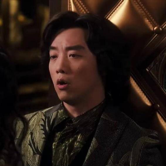 繁华里的魏总，为了取得三羊的代理权，真是费尽了心思，然而面对宝总的八十万订单，只
