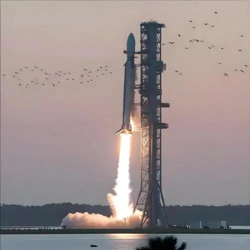 如果SpaceX市值达到7.5万亿美元，且在火星建立常住人口至少100万的人类永