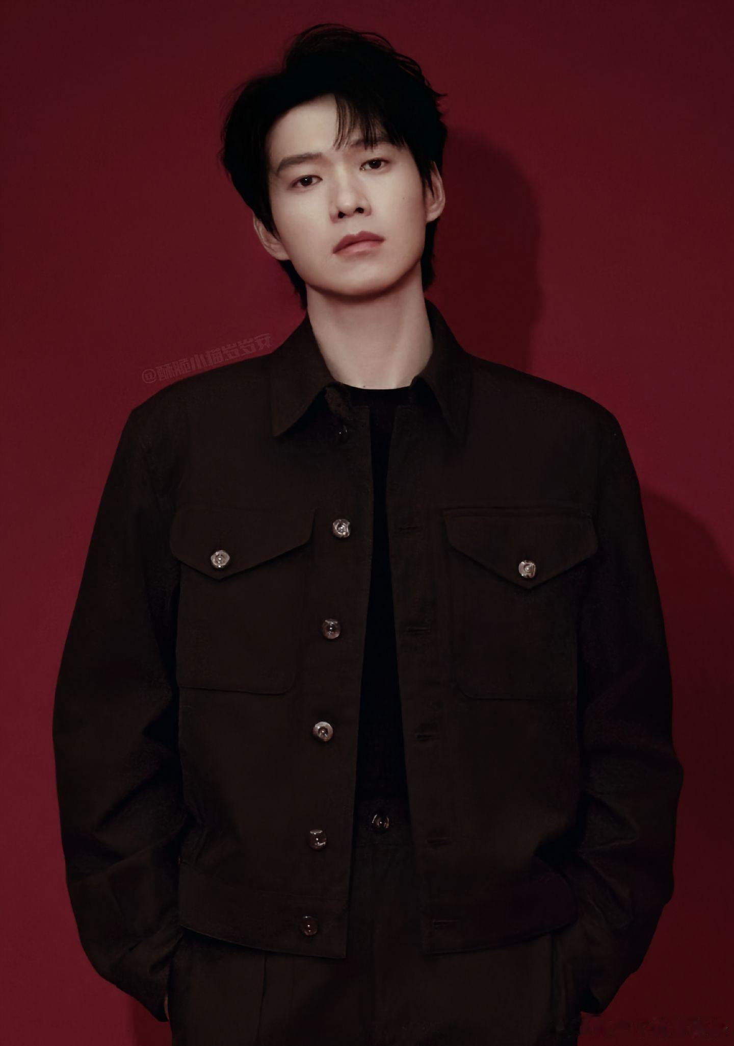 周五晚高疯官宣魏大勋1.30优酷开播！铁裤衩名场面笑疯，接梗超快获封跟疯王，综艺